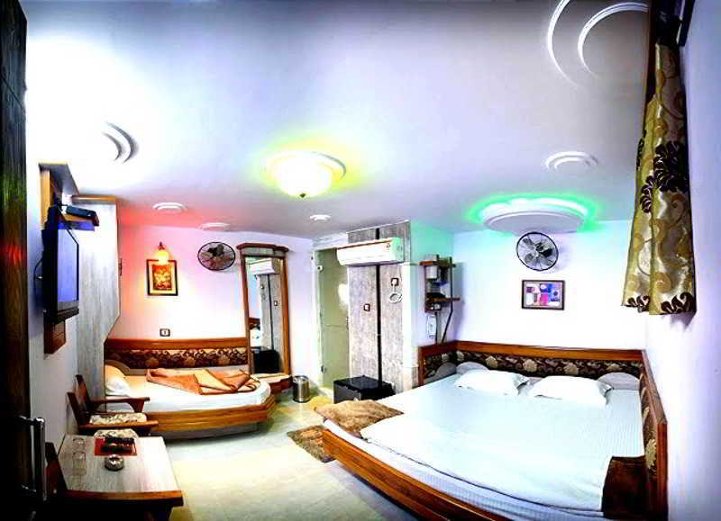The Natraj Yes Please -New Delhi Hotell Exteriör bild
