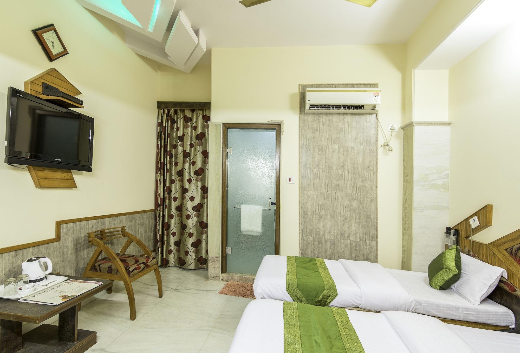 The Natraj Yes Please -New Delhi Hotell Exteriör bild