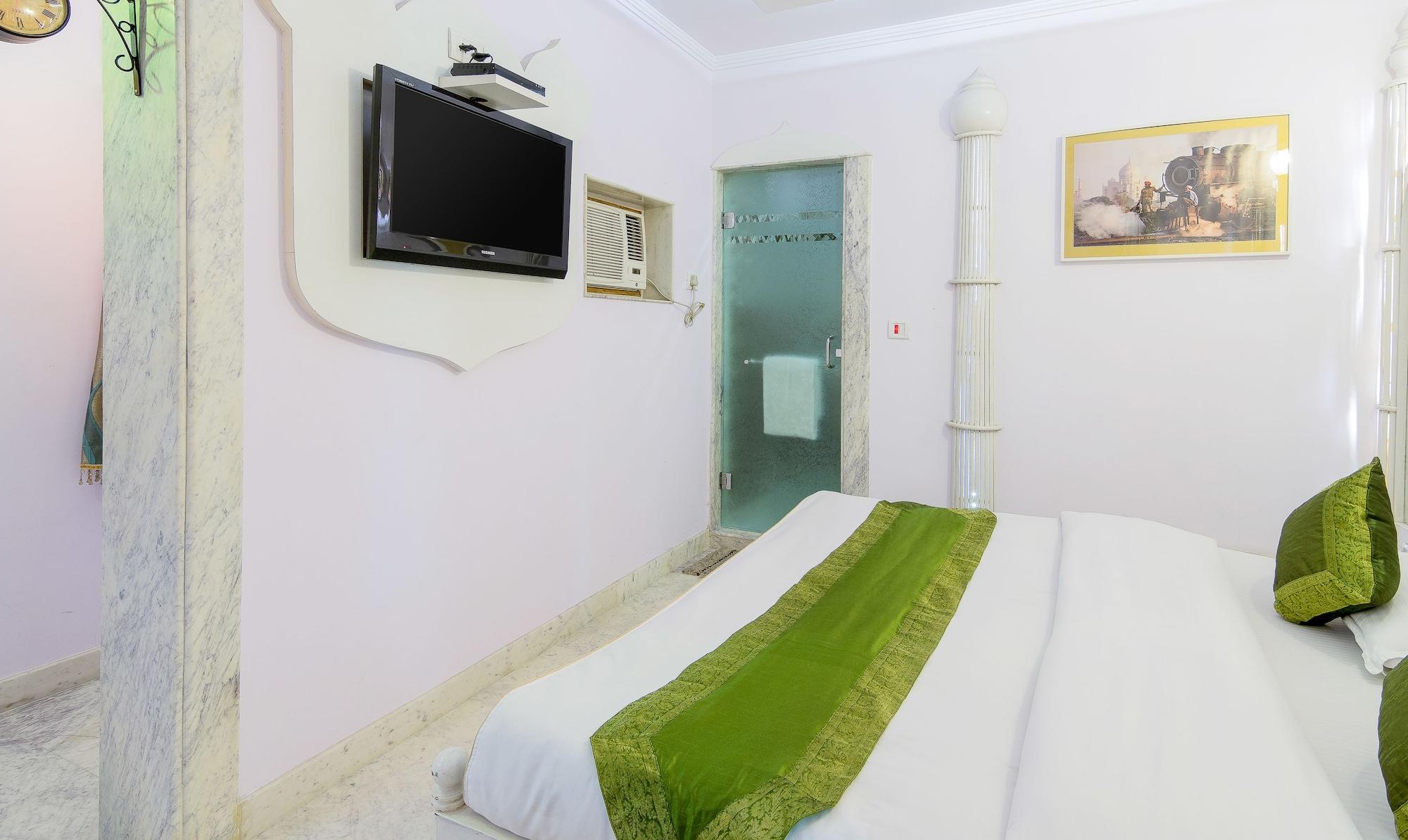 The Natraj Yes Please -New Delhi Hotell Exteriör bild