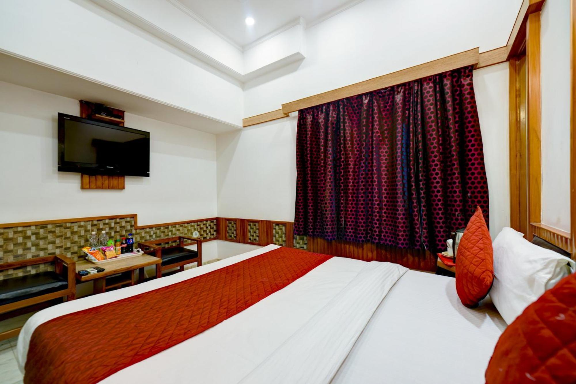 The Natraj Yes Please -New Delhi Hotell Exteriör bild