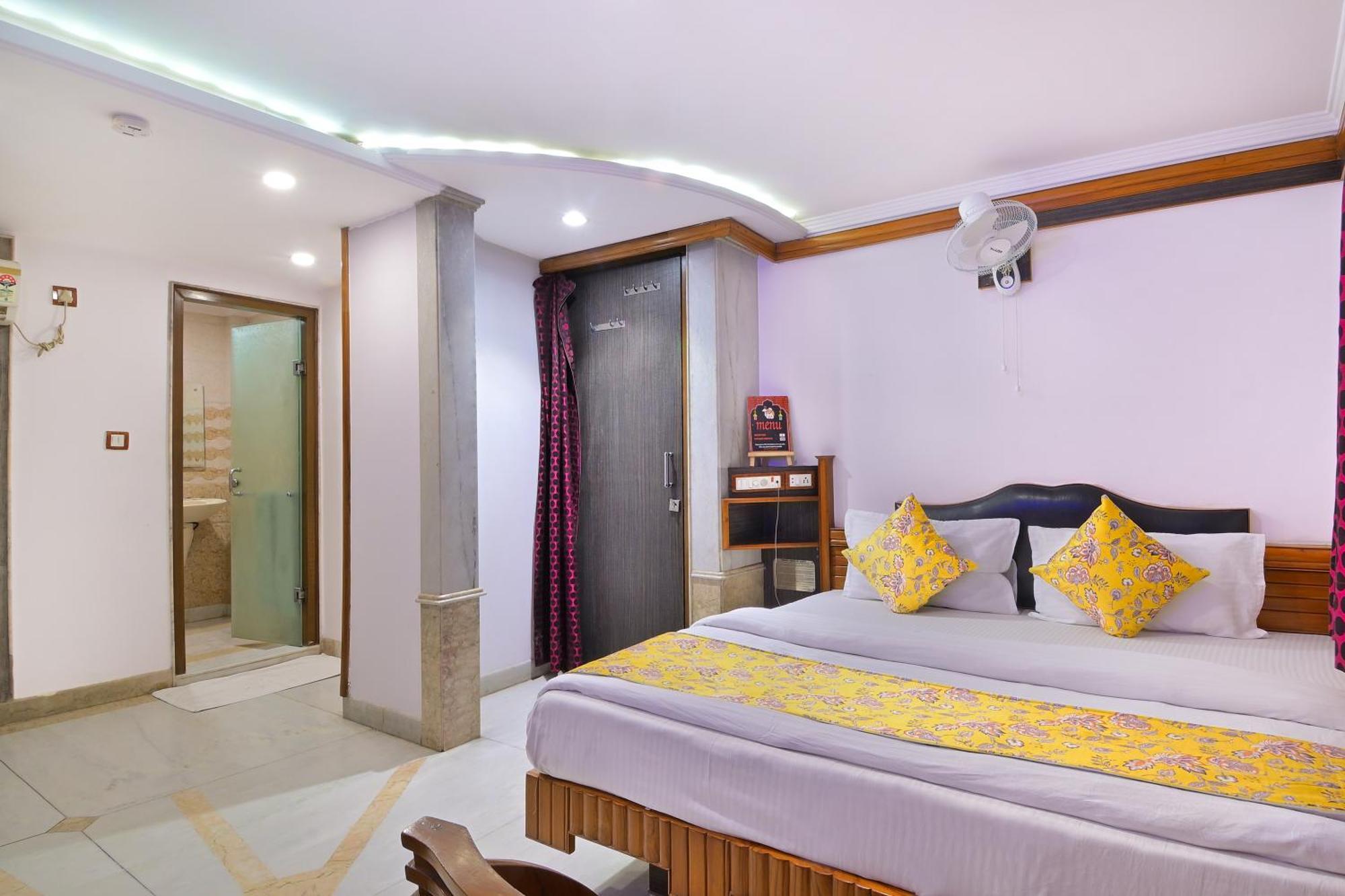 The Natraj Yes Please -New Delhi Hotell Exteriör bild