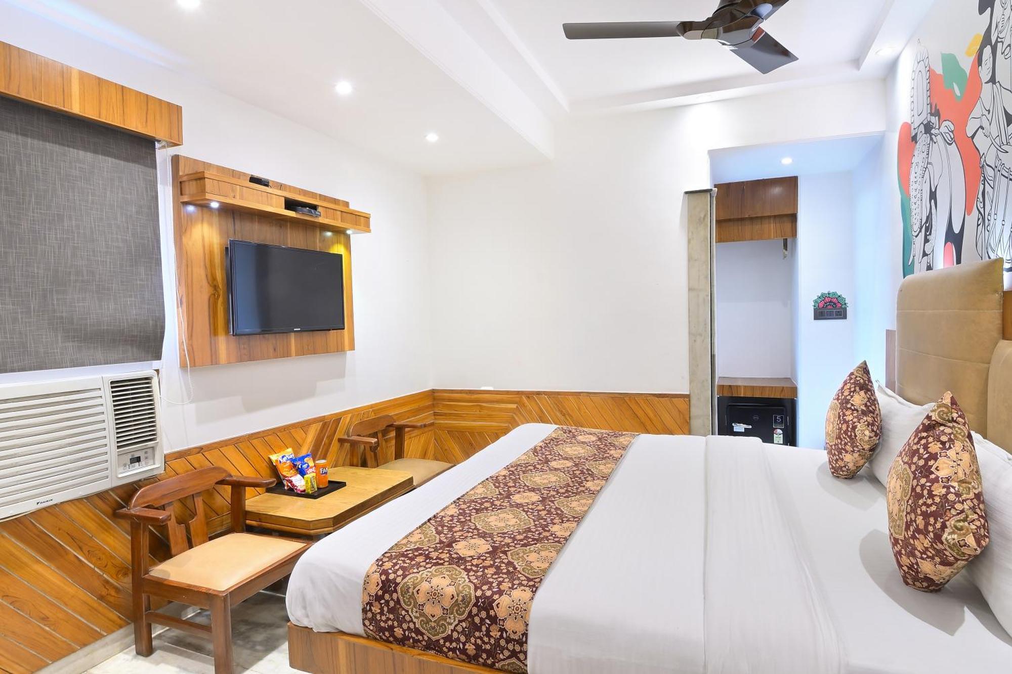The Natraj Yes Please -New Delhi Hotell Exteriör bild